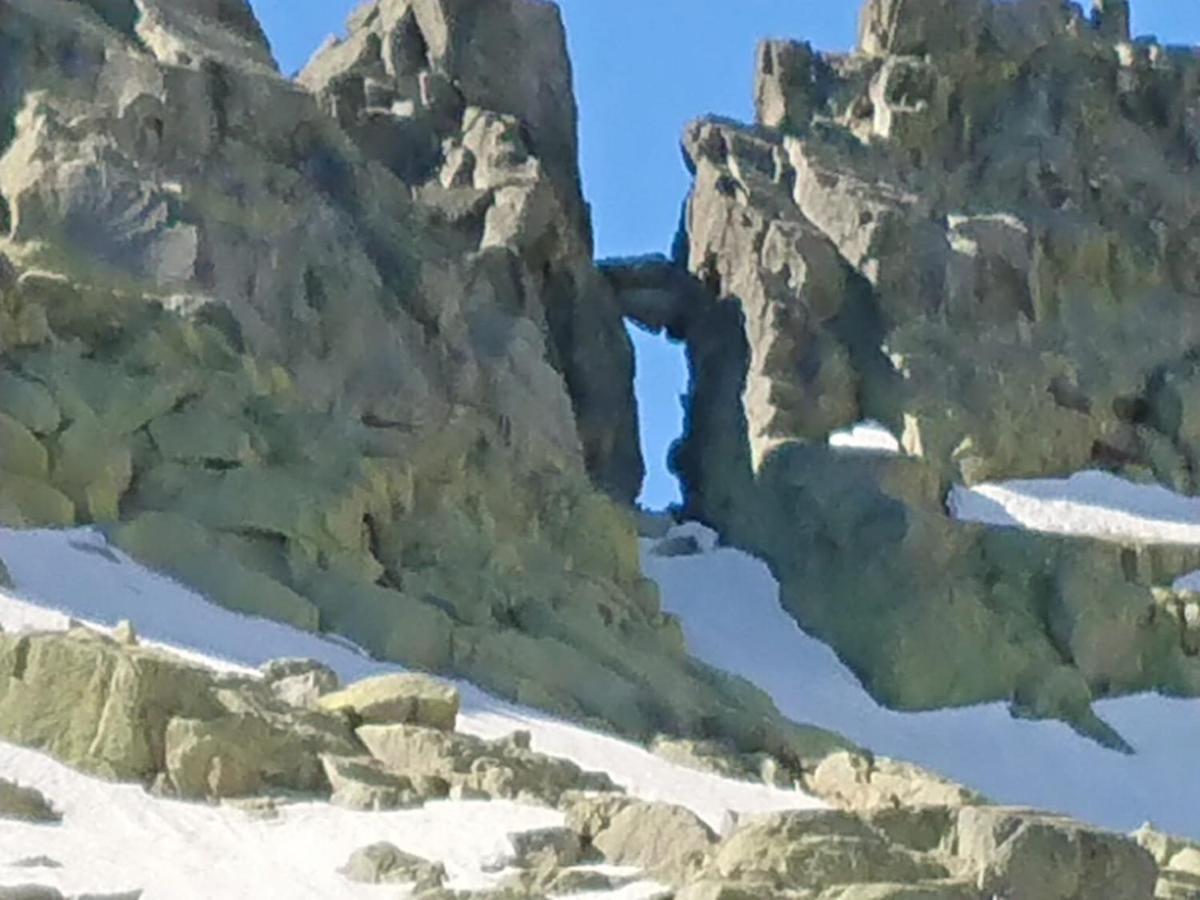 Cara Norte De Gredos Hoyos del Espino Zewnętrze zdjęcie